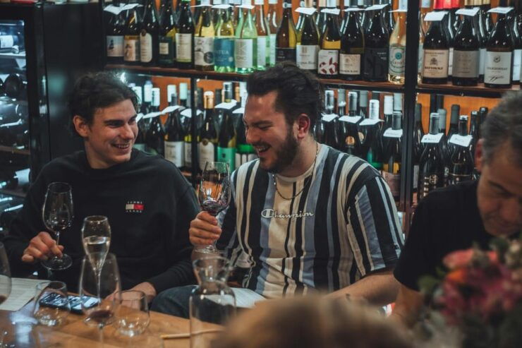 8-Tier Hungarian Wine Tasting in a Cozy Downtown Wine Bar - Booking Your Tasting Session