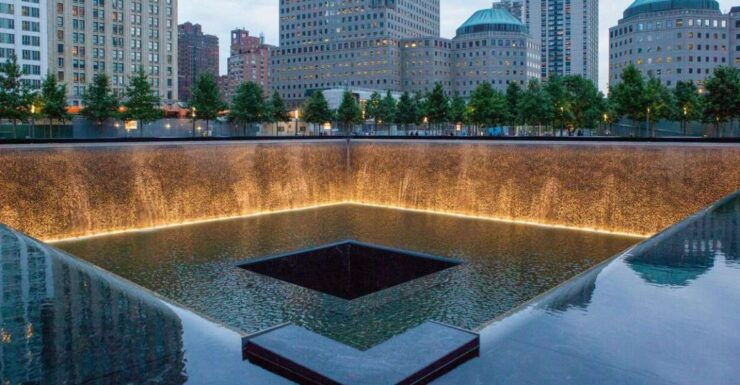 9/11 Memorial and Ground Zero Tour by Local Guide - Tour Experience