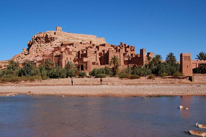 9 Day Tour From Casablanca via Chefchaouen, Fez, Marrakech & Desert - Meeting and Pickup