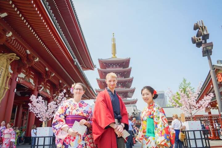 9 Days All Inclusive Japan Classics (Private German Guide and Driver) by UME Travel - Tokyo begins with food, water, and old-town lanes