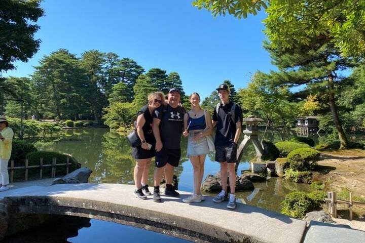 9 Days All Inclusive Japan Classics (Private German Guide and Driver) by UME Travel - Who will get the most from this route