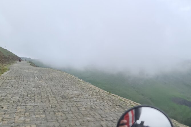 9 Days and 8 Nights Full Offbeat Tour of Kashmir - Lowest Price Guarantee