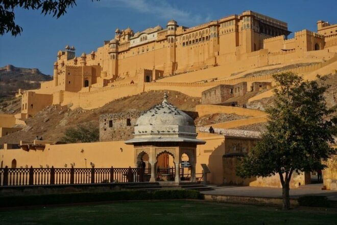 9 Days Golden Triangle India Tour With Jodhpur & Jaisalmer - Day 1: Delhi Sightseeing