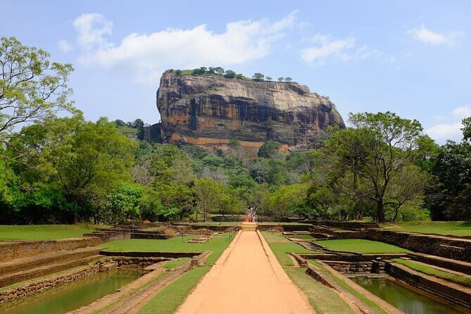 9 Days Guided Tour Through Sri Lanka - Introduction