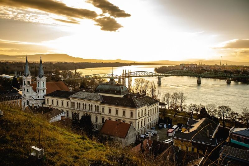 9-Hour Danube Bend Day Tour - Esztergom: Hungary’s largest church