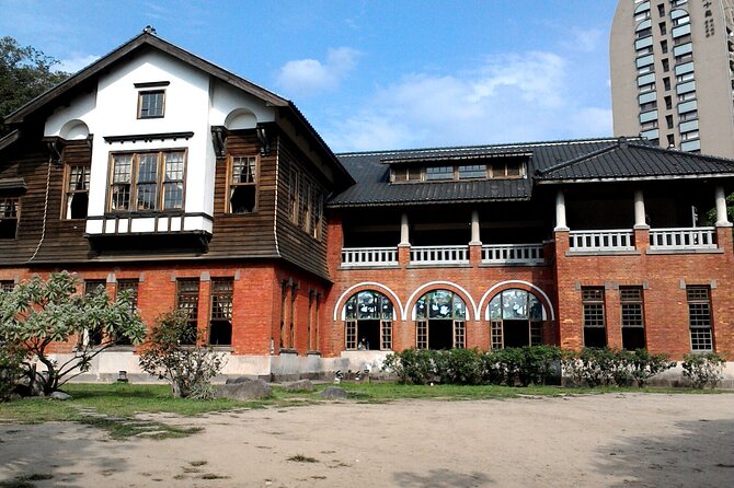 9 Hour Tamsui Historic Site and Beitou Hot Spring Culture Tour - Directions
