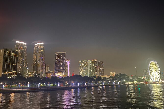 90 Minute Evening Sightseeing Cruise on BIscayne Bay Miami - Inclusions in the Package