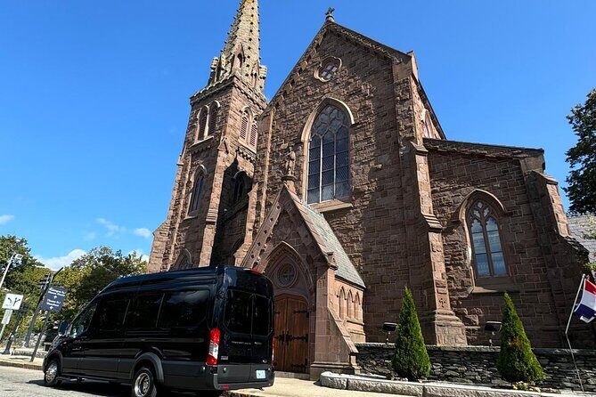 90 Minute Luxury Van Tour of Newport Mansions for Ages 5 Up - Who Should Consider This Tour?