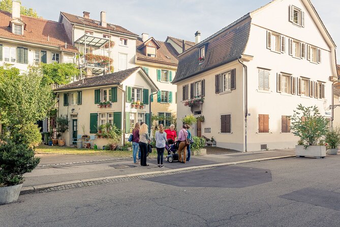 90-Minute Tour Through the Old Town of Winterthur - Inclusions