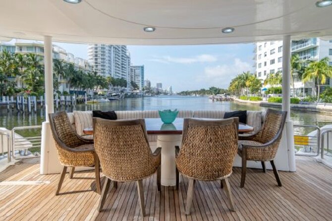 94 Sunseeker Private Cruise With Jacuzzi, Captain and Mate - Common Questions