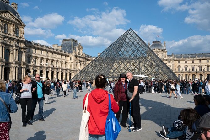 Paris Semi Private Tour With Montmartre, Louvre and Boat Cruise - Inclusions