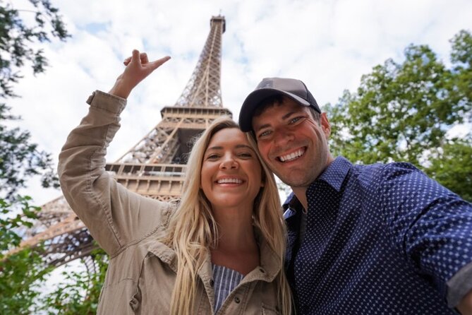 Paris Semi Private Tour With Montmartre, Louvre and Boat Cruise - Reviews