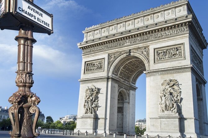 Departure Transfer From Paris to Paris Airport CDG in Private Car - Availability and Location