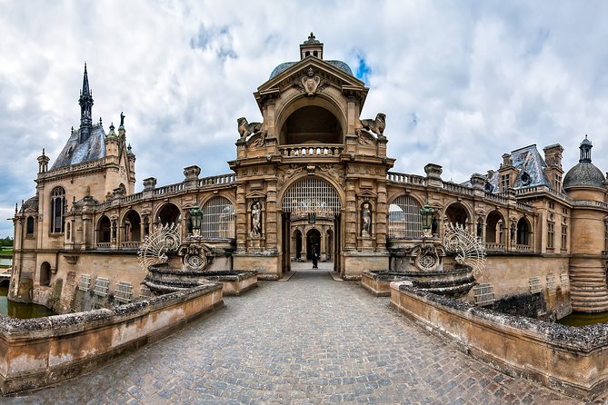 CHANTILLY EXPRESS : Private Day-Trip From Your Hotel in PARIS - Gourmet Lunch