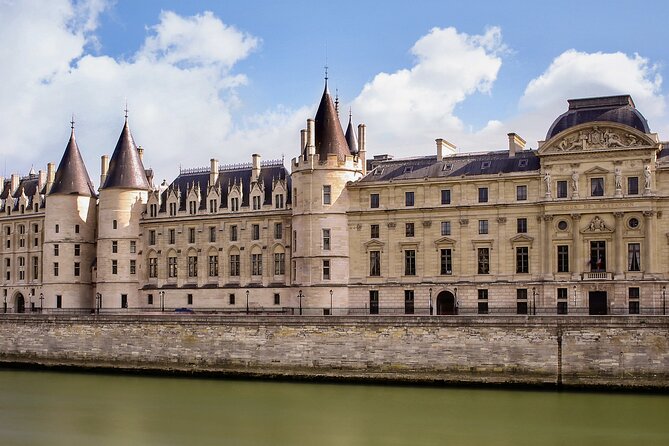 7-day Guided Tour Paris — D-Day — Loire Castles — M.St-Michel —Louvre—Versailles - Day 6: A Royal Visit to Versailles