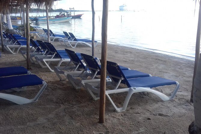 A beach day with open bar, lunch and snorkeling LOS ARRECIFES RESTAURANT - FAQ