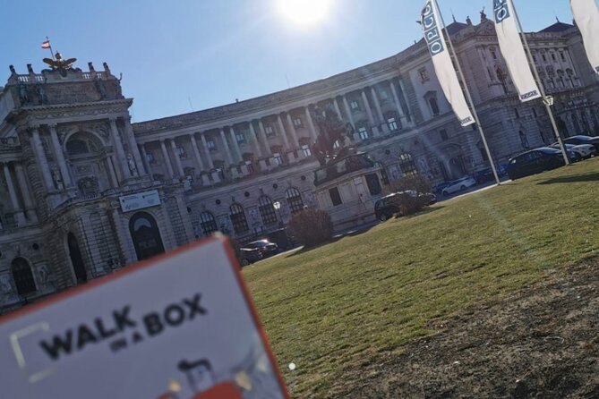 A Box for a Romantic Walk in the City Center of Vienna - The Sum Up