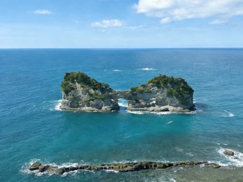 A Classic One-Day Tour from Kansai to Wakayama Prefecture - Transportation and Group Dynamics