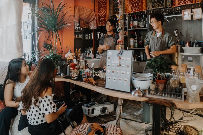 A Coffee Experience at The Sundowner - Roast, Grind & Brew - From coffee plant to your first roast