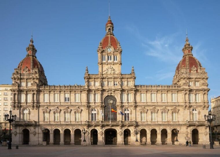 A Coruña: City Highlights Guided Walking Tour - Exploring the Historic Center