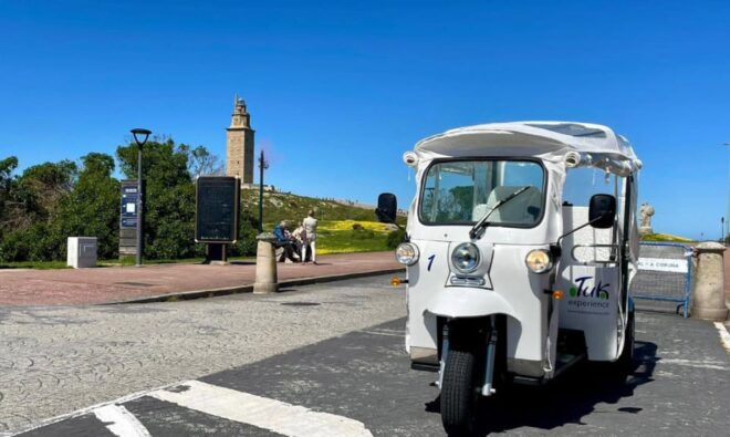 A Coruña: Premium Tuk Tuk Tour - Cancellation Policy