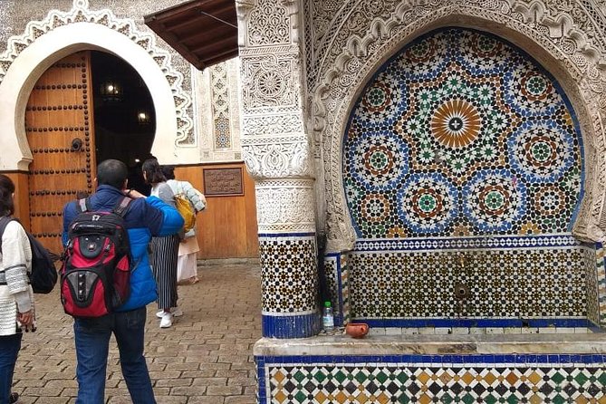 A Cultural Visit of Fes With a Group - Must-See Cultural Attractions in Fes