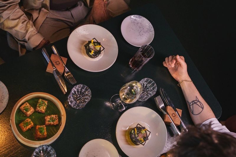 ADAM Lookout ticket - Using the included drink and restaurant options