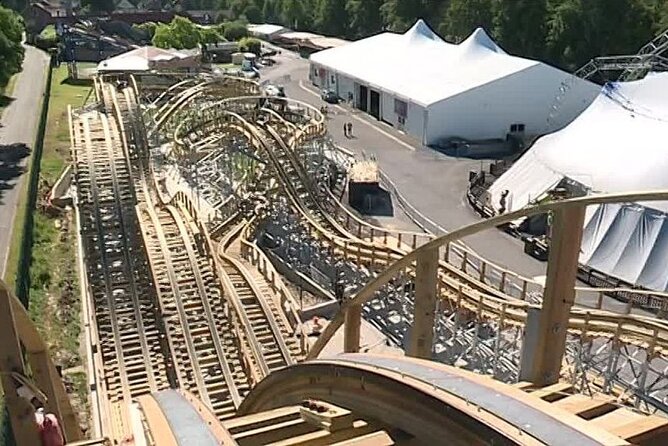 A Day at Parc Saint-Paul Ticket and Transport Included - Entertainment and Shows