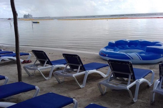 A day at the beach at Los Arrecifes Restaurant-open Bar And Snack - Practical Tips for Your Day at Los Arrecifes