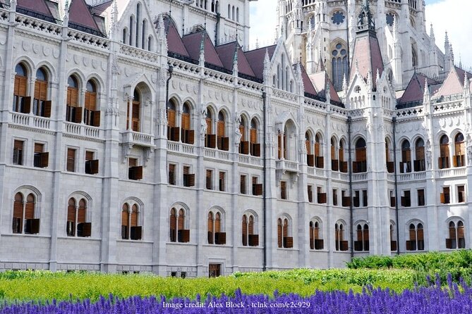 A Day in Budapest: Private Tour With Tickets Included - Meeting Point Details