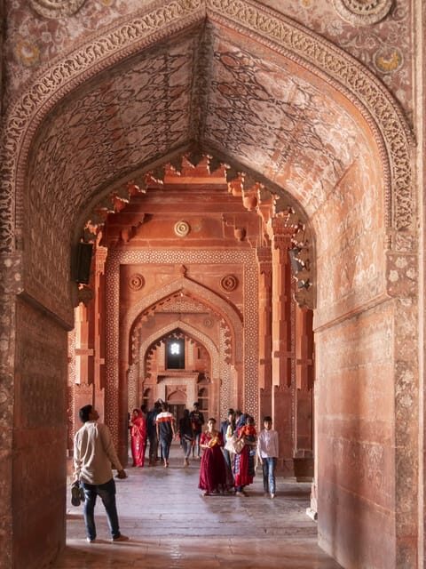 A Day Tour Fatehpur Sikri & Chand Baori from Agra with Guide - Authentic Insights from Travelers