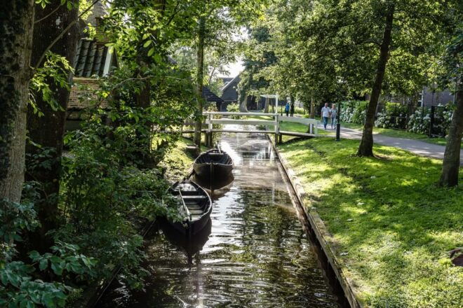 A Day Tour From Amsterdam to Amersfoort and Giethoorn (Turkish) - Amersfoort Attractions