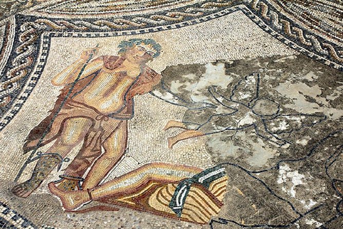 A Day Trip From FEZ Through VOLUBILIS - MOULAY IDRISS – MEKNES - Explore Volubilis