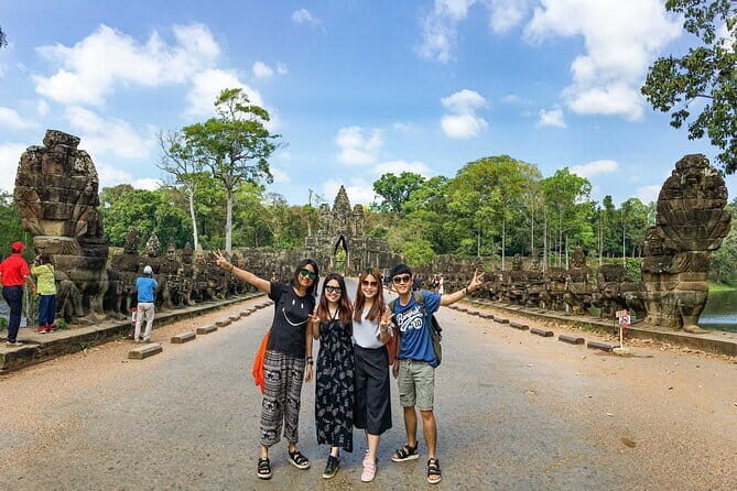 A Day Trip to Angkor Wat, Bayon, Taprohm from Phnom Penh - Good To Know