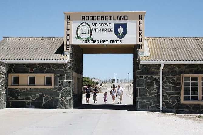 A Day Trip to Robben Island and Table Mountain - End Point