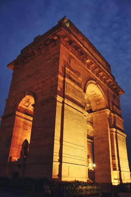A full-day tour of Old & New Delhi Monument Express Entry - Is This Tour Worth the Price?