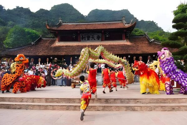 A Full-Day Trip to Perfume Pagoda - Booking and Cancellation Policy