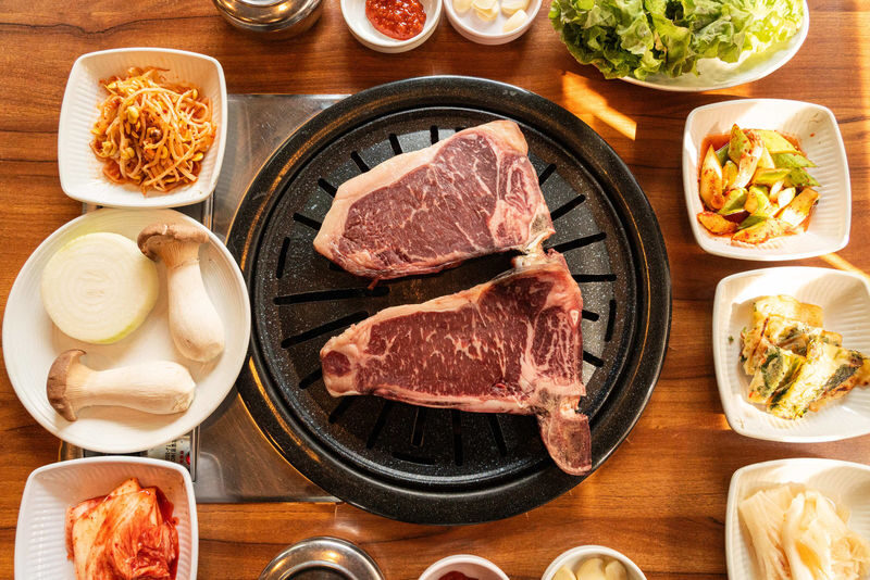 A Gourmet Korean BBQ & Dry-Aged Hanwoo Experience with a Chef - Let the chef set the pace at the grill