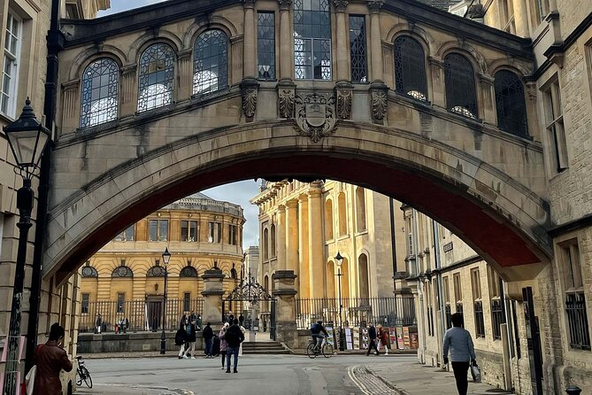 A Guide to the City of Dreaming Spires: A Self-Guided Audio Tour of Oxford - Museums and Galleries