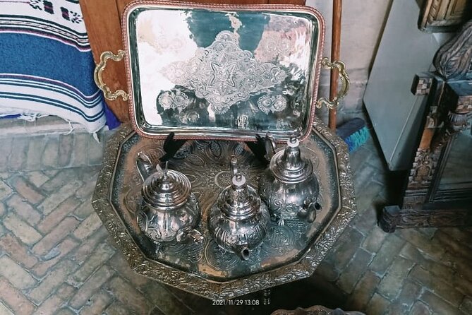 A Guided Day on Foot to Visit the Medina of Fes - Hidden Gems and Local Markets