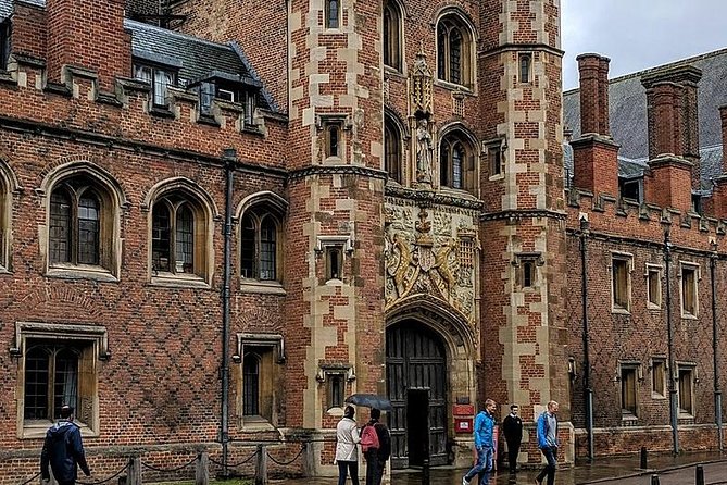 A Guided Public Tour of Historic Cambridge - Start Time and End Point