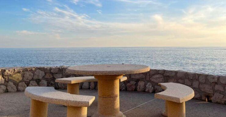 A Guided Walking Tour Through the Charming Streets of Nice - Tour Pricing and Details