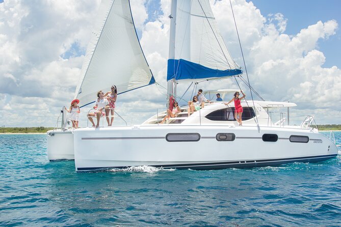 A Half-Day Catamaran Tour With Lunch and Open Bar  - Playa Del Carmen - Positive Reviews