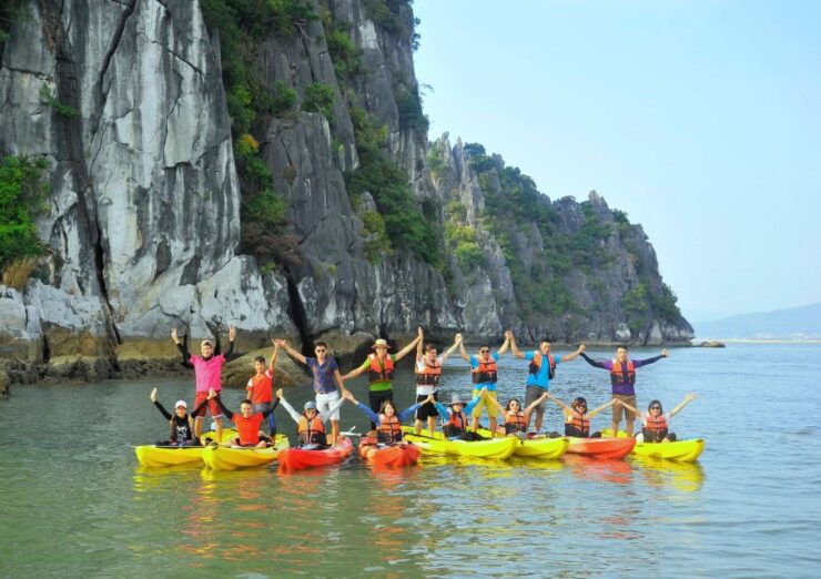 A Half Day Lan Ha Bay - Halong Bay Kayak, Swimming, Jumping - Tour Details