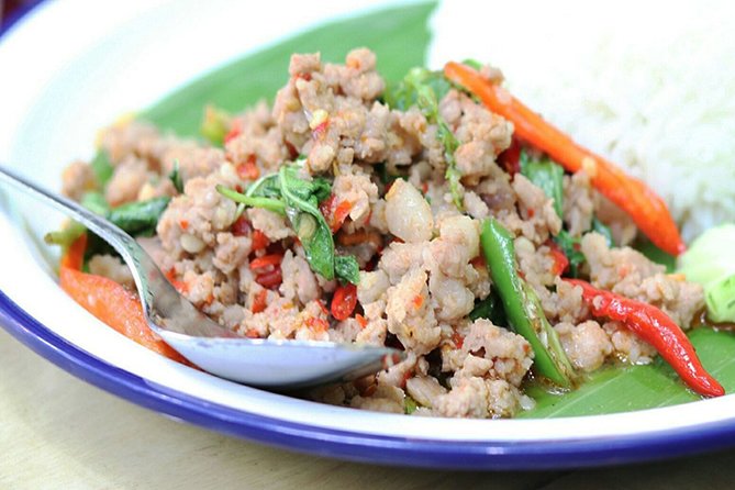 A Hands-on Introduction to Laotian Cuisine - Regional Variations of Laotian Food
