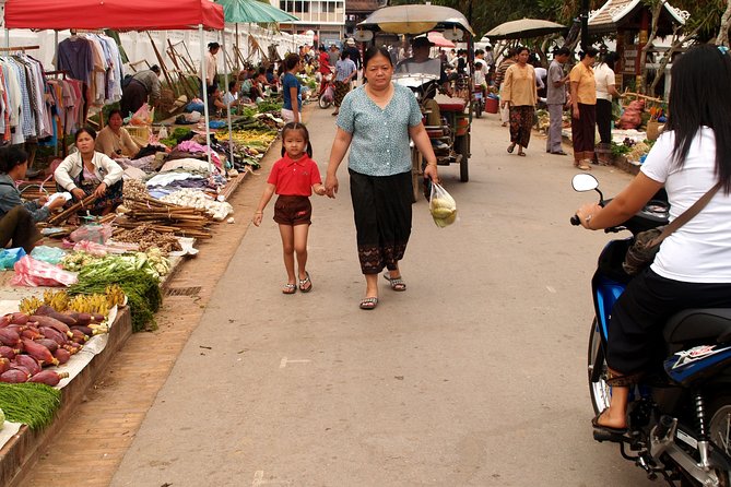 A Hands-on Introduction to Laotian Cuisine - Common Questions