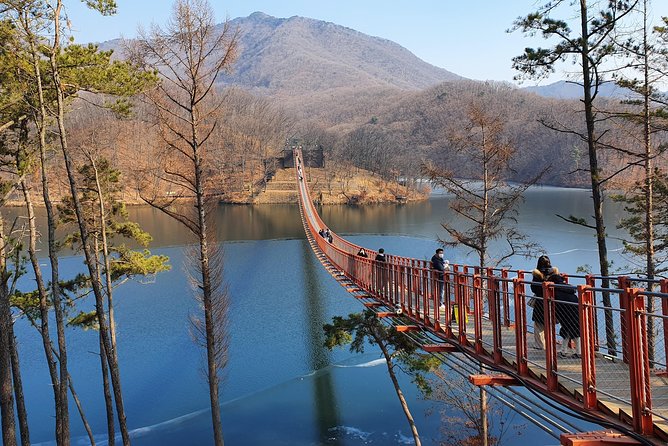 A Healing Course to Enjoy the Beauty of Nature - Mindful Activities in Natural Settings