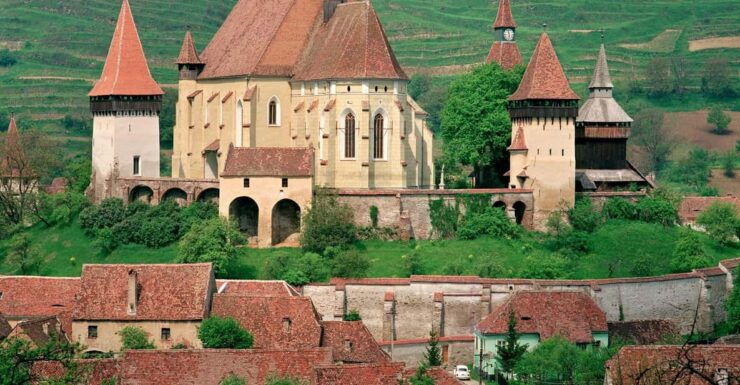A Journey Through the Middle Ages Plus a Traditional Meal. - Key Points
