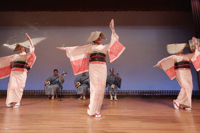 A Journey Through Traditional Performing Arts and Sake Culture - Exploring the Itinerary in Detail