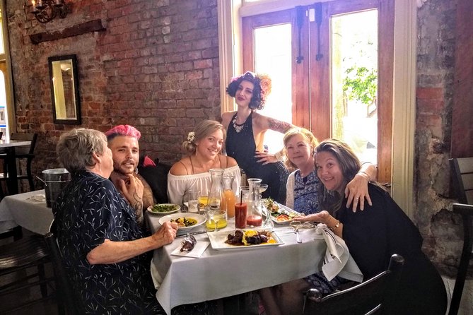 A Locals French Quarter Tour - Historic Neighborhood Walk